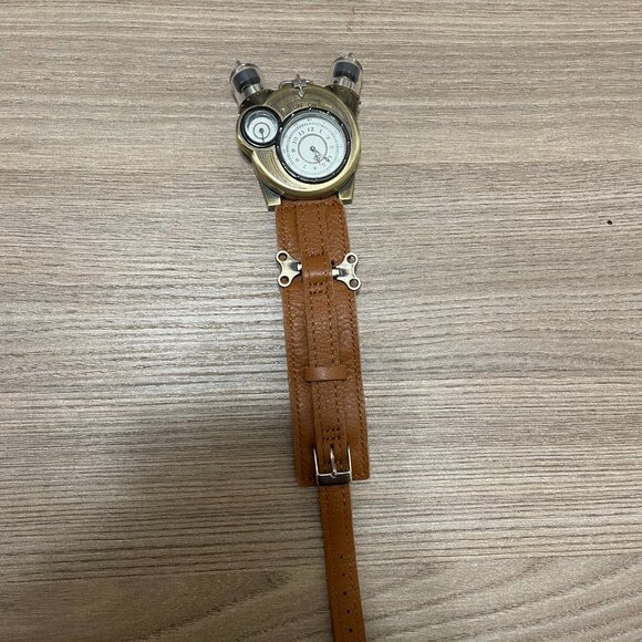 ThinkGeek Tesla Watch - Picture 3 of 3